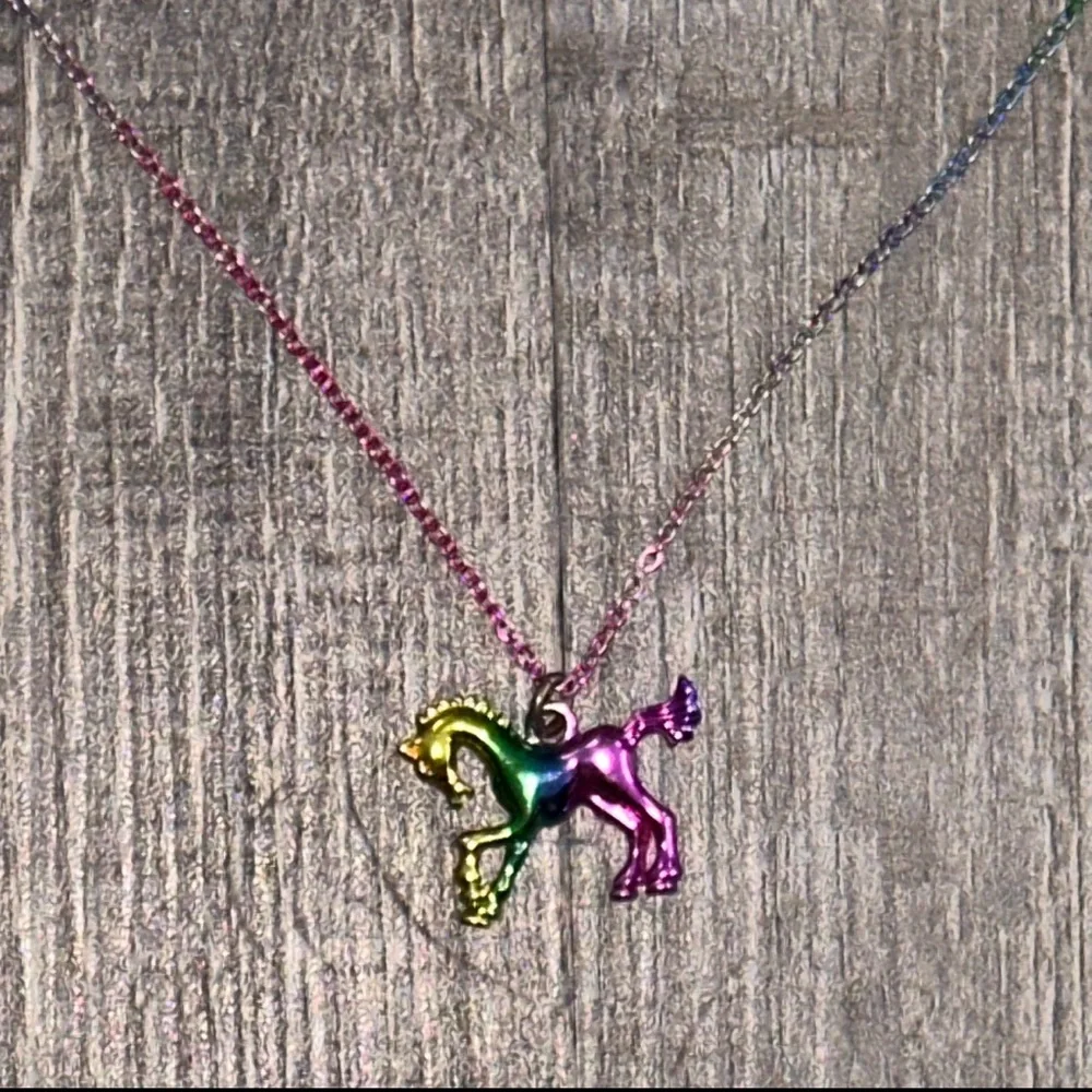 💞 Kids Rainbow Unicorn Necklace